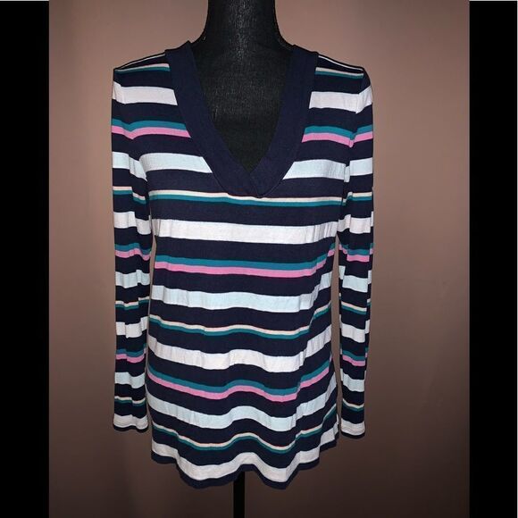 GAP Tops - Gap Striped Long Sleeve V-neck Top